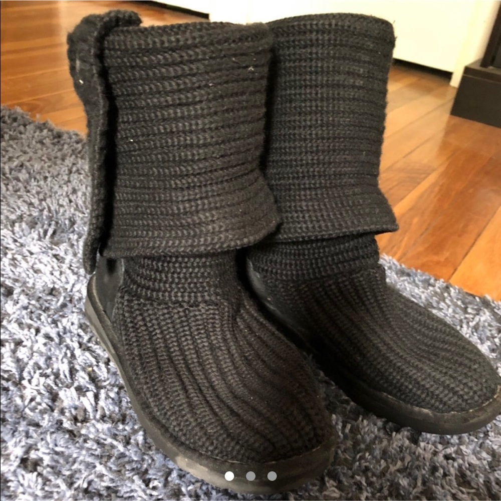 Black UGG Australia boots